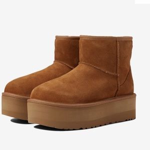 Brand new platform uggs!! Size 8
